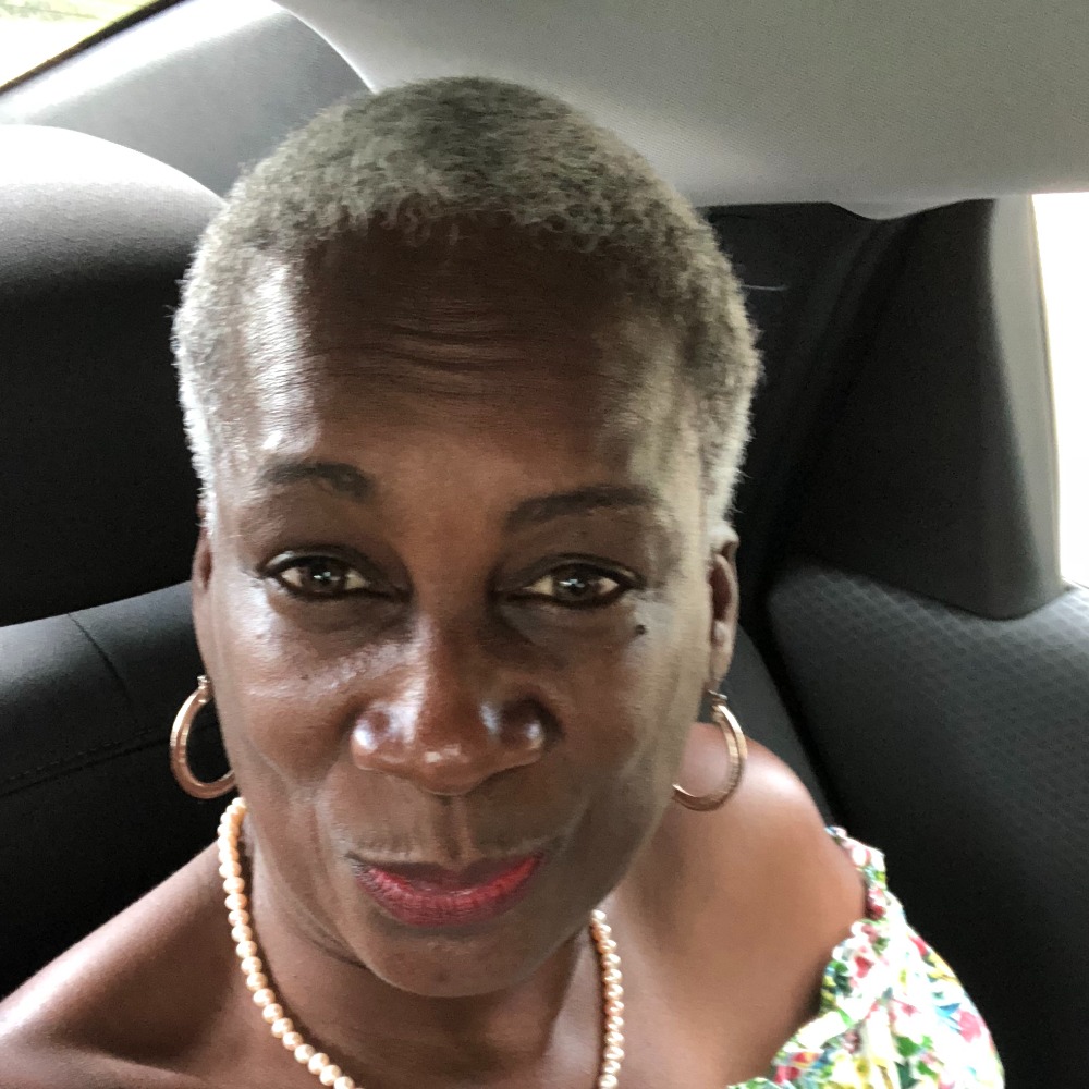 Meet your Posher, Annie